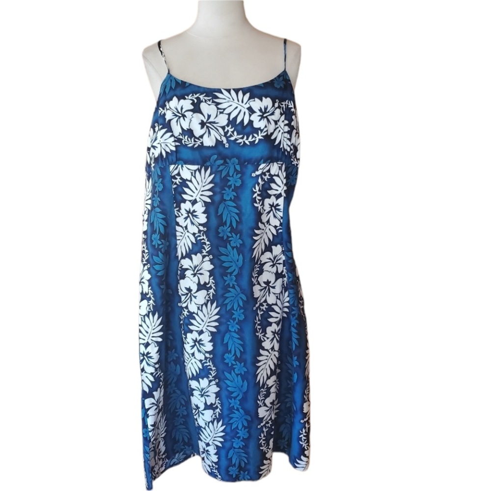 Vintage Jade Fashions Blue & White Floral Sundress